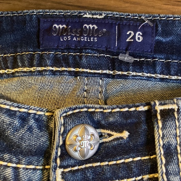 Miss Me Women’s Mid Rise Capri Skinny Jeans. New - Picture 4 of 7